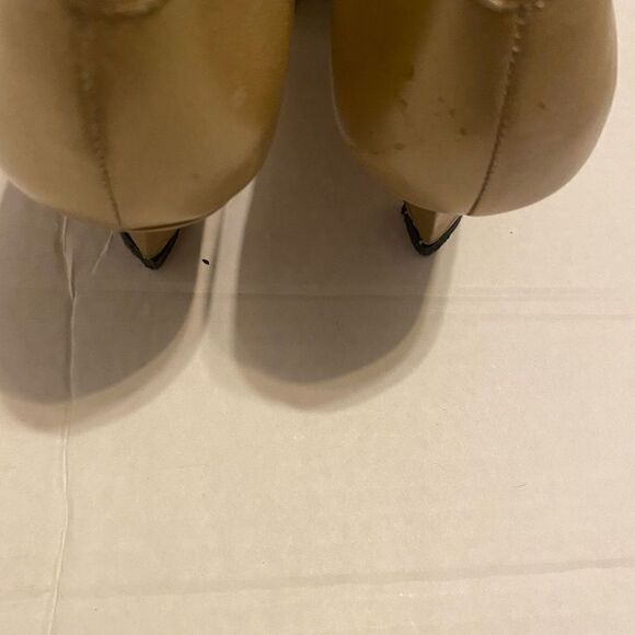 VIA SPIGA For Neiman Marcus Gold Leather Heels Size 6.5AA Vero Cuoio Pointed Toe - Picture 10 of 11